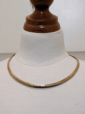 EUC 19" 80s Goldtone Flat Snake Chain Necklace with Fold Over Clasp